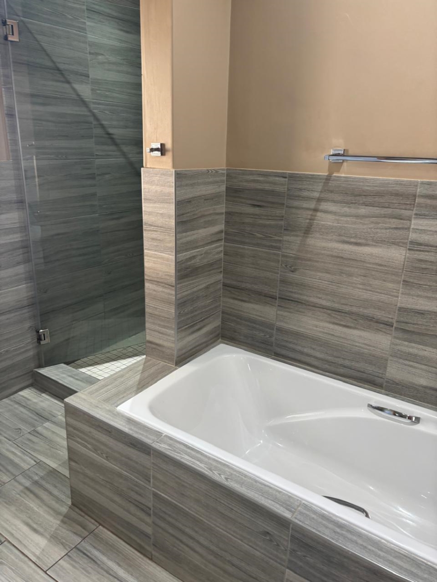 To Let 4 Bedroom Property for Rent in Wilkoppies North West